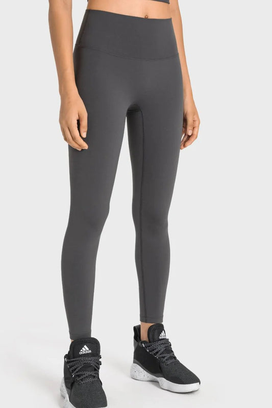 Fitness Fashion: What to Wear to the Gym - EMMY