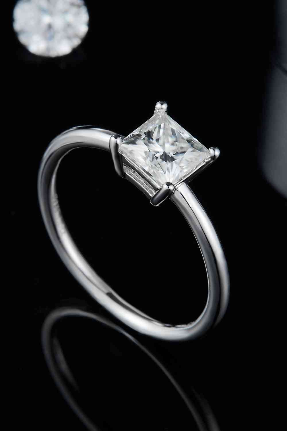 1 Carat Moissanite 925 Sterling Silver Solitaire Ring - EMMY