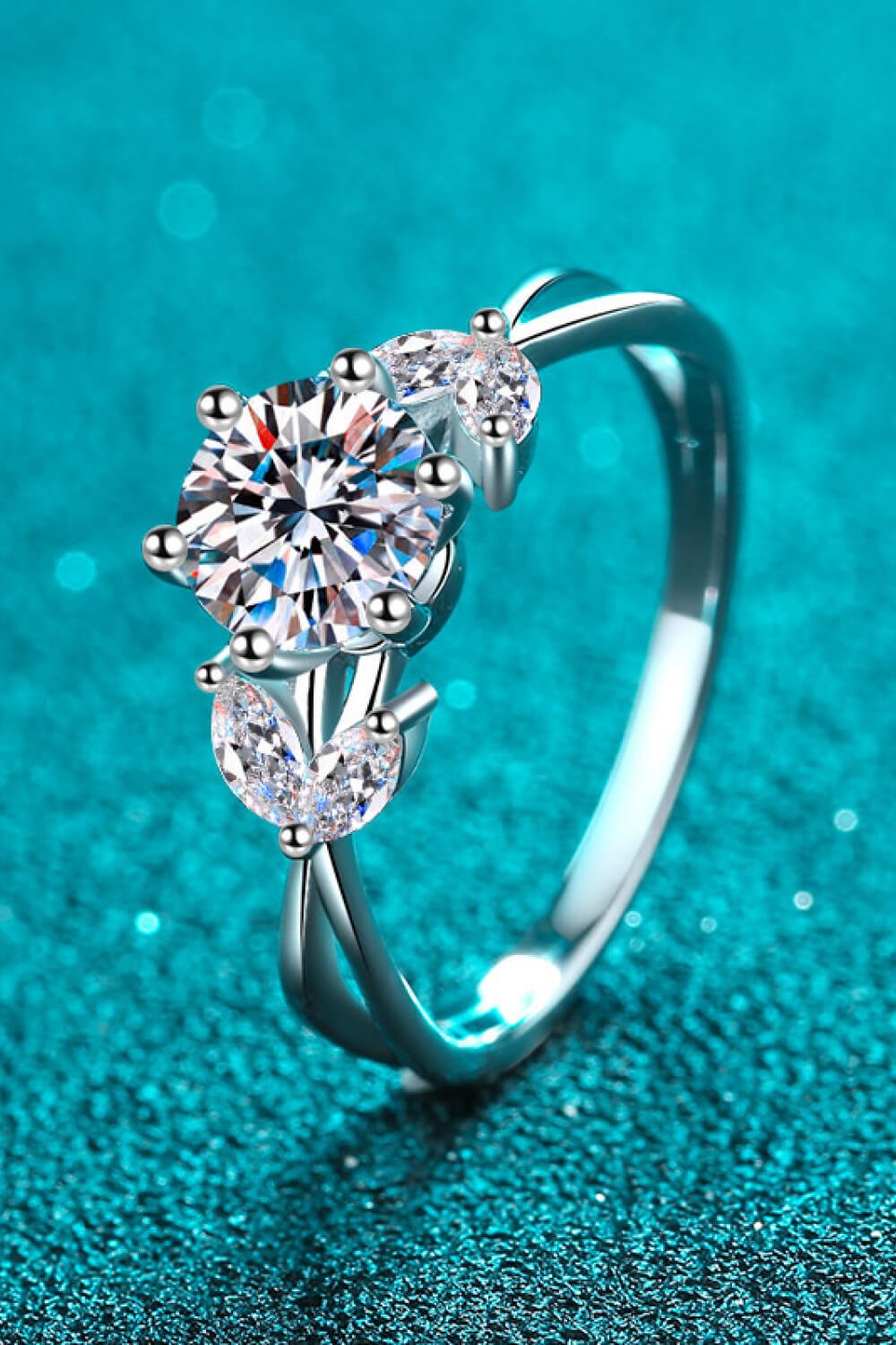 Come With Me 1 Carat Moissanite Ring - EMMY