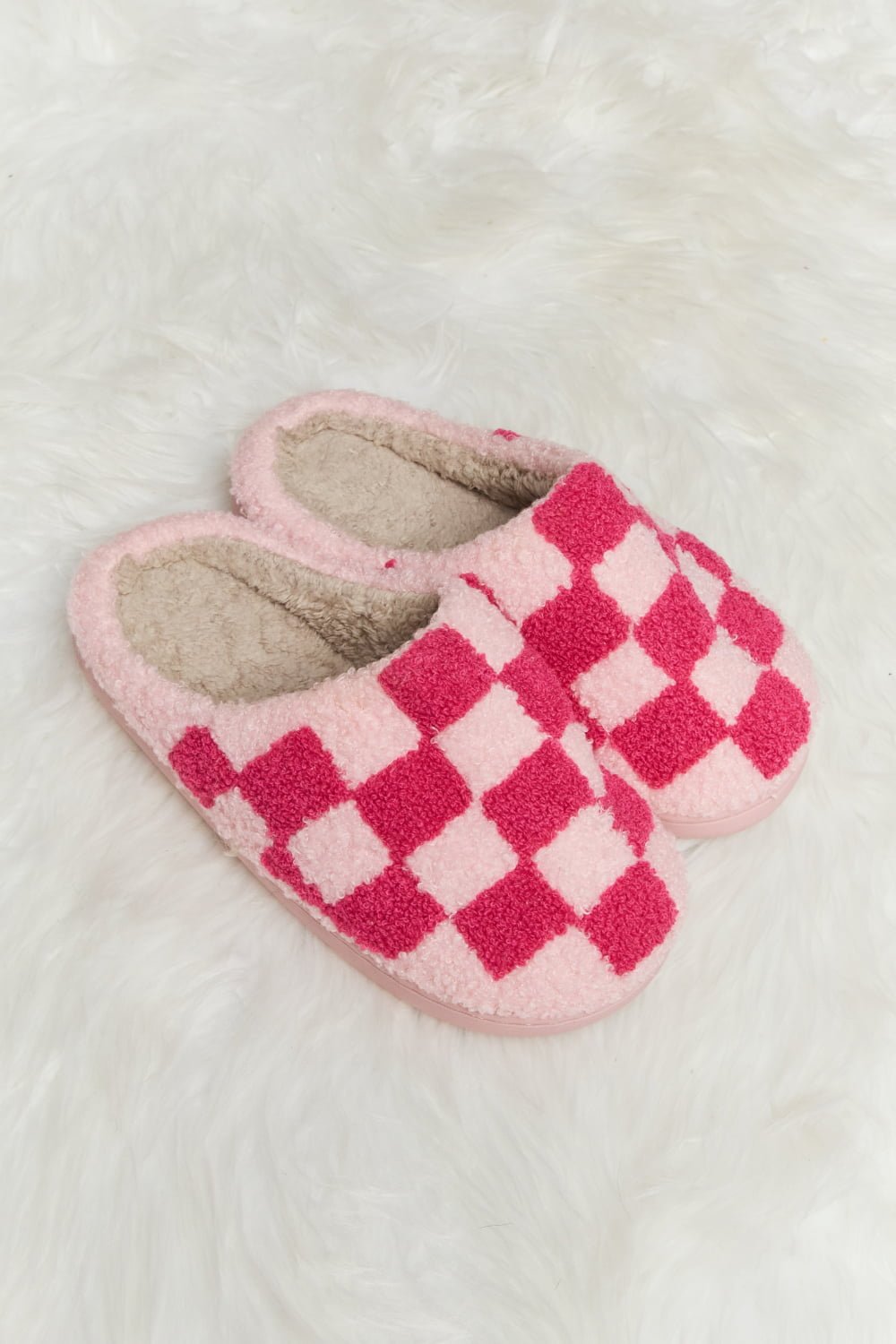 Melody Checkered Print Plush Slide Slippers - EMMY