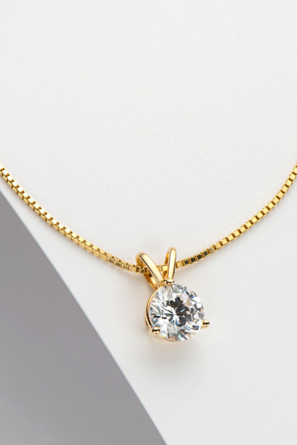 Show Off 1 Carat Moissanite Pendant Necklace - EMMY