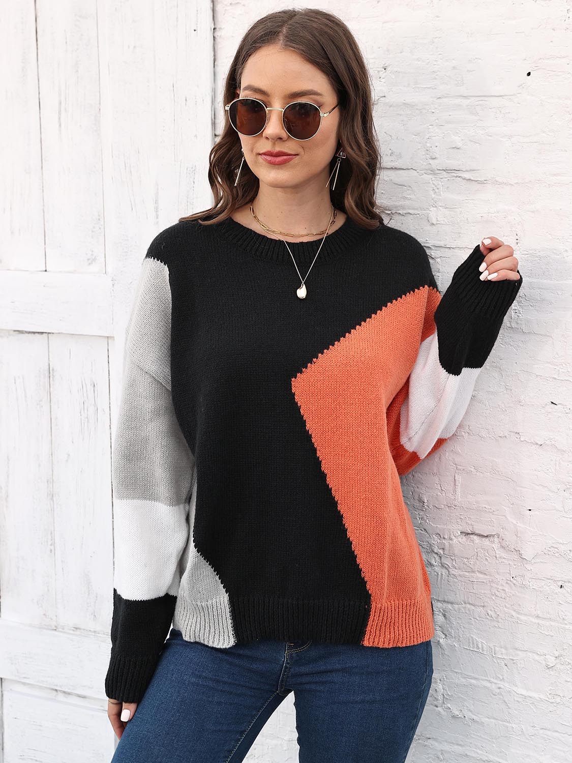 Color Block Round Neck Sweater - EMMY