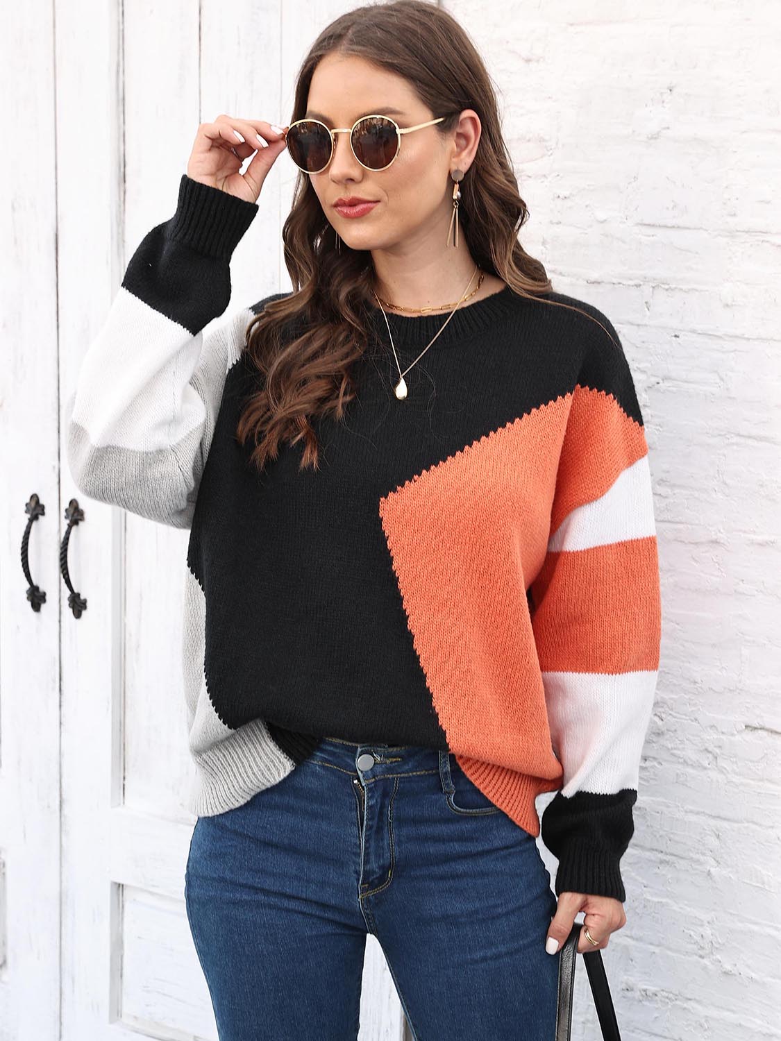 Color Block Round Neck Sweater - EMMY