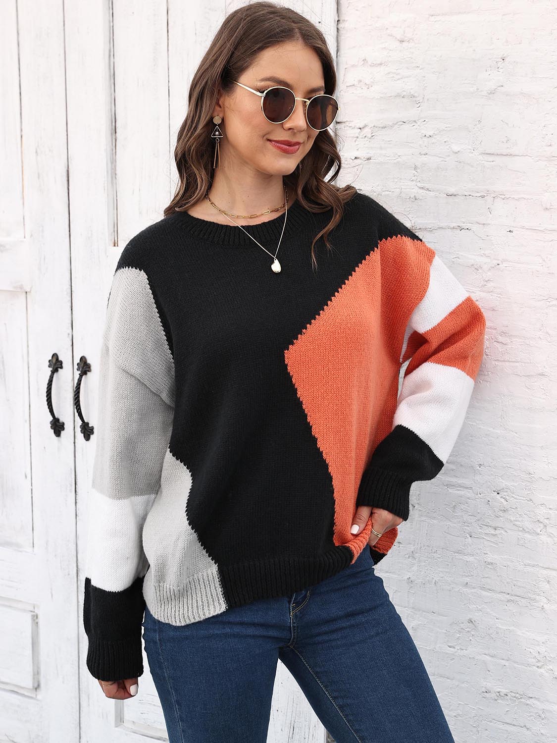 Color Block Round Neck Sweater - EMMY