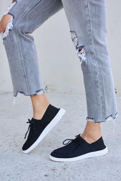 Forever Link Flat Round Toe Lace-Up Sneakers - EMMY